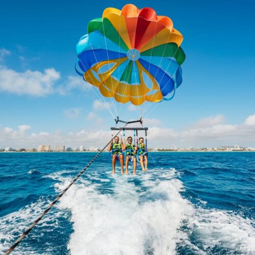 Parasailing in Hurghada – Ein atemberaubendes Abenteuer über dem Roten Meer